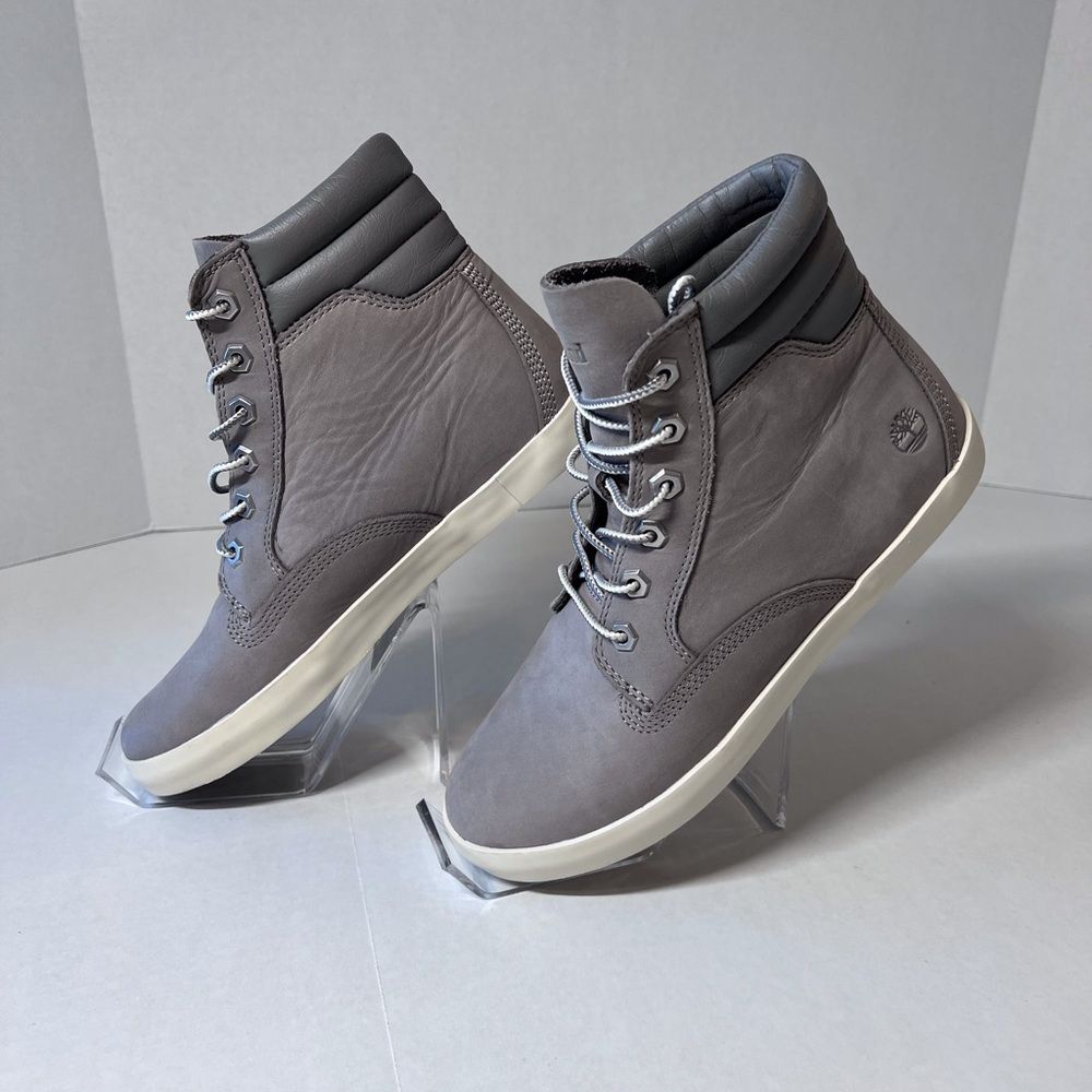 Timberland Grey Lace-Up Women's Nubuck Boots Size 8.5 - Picture 3 of 4